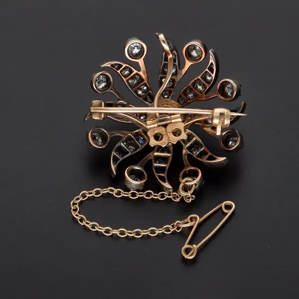Edwardian Diamond Starburst Brooch