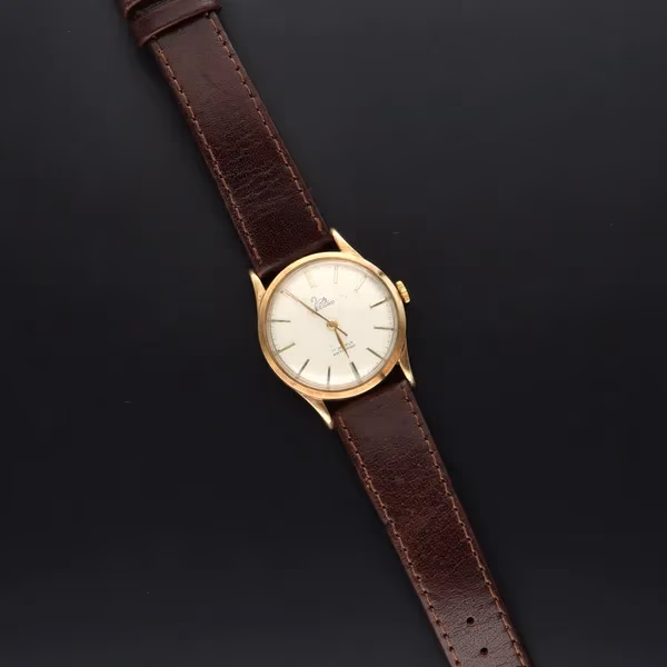9ct Gold Record Watch