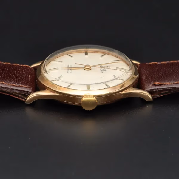 9ct Gold Record Watch