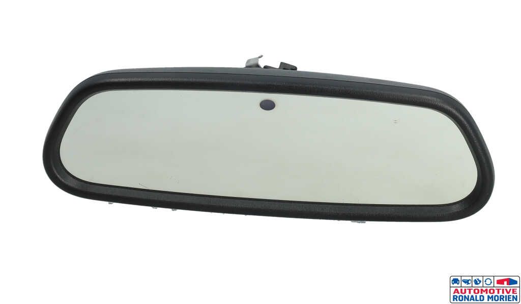 Used Rear view mirror Peugeot 2008 (UD/UK/UR/US/UX) 1.2 VTi 12V PureTech 130 Price € 19,00 Margin scheme offered by Automaterialen Ronald Morien B.V.