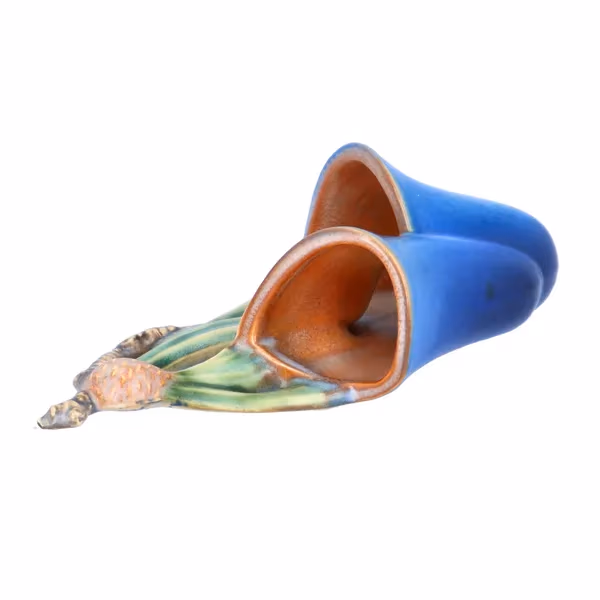 American Art Pottery Roseville Pine Cone Double Wall Pocket