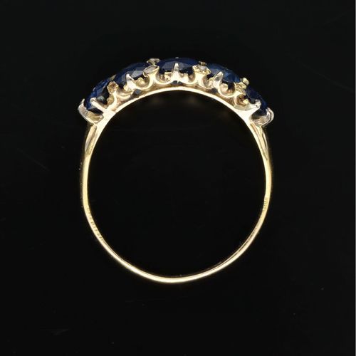 18ct Gold Sapphire and Diamond Ring image-6