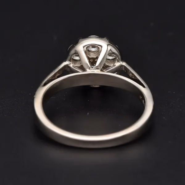 18ct White Gold Diamond Ring