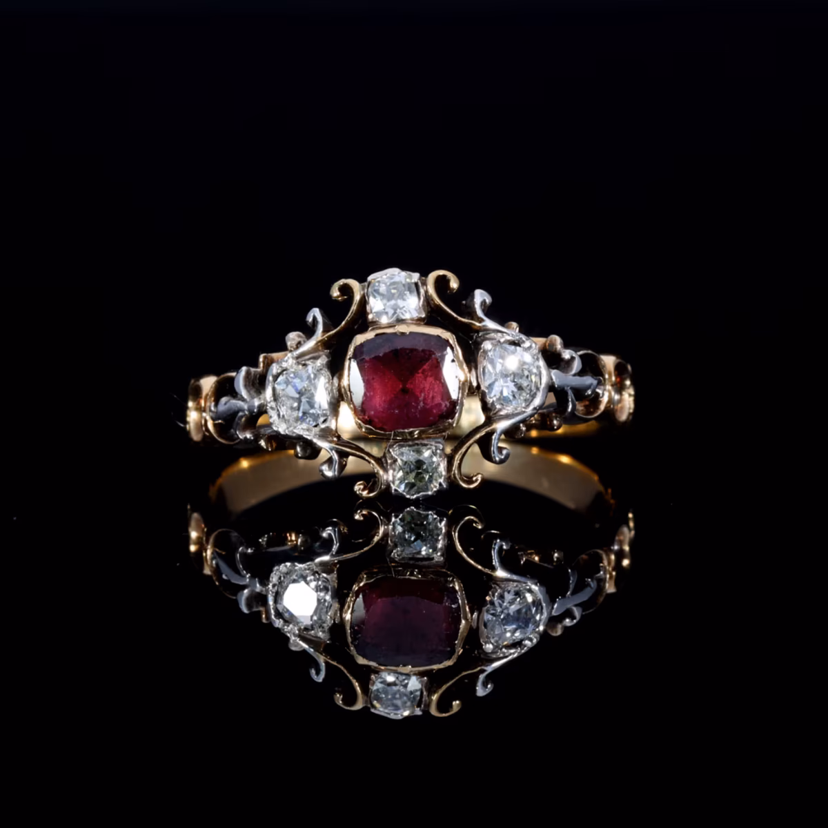 360° view of The Antique Georgian Garnet and Diamond Filigree Ring