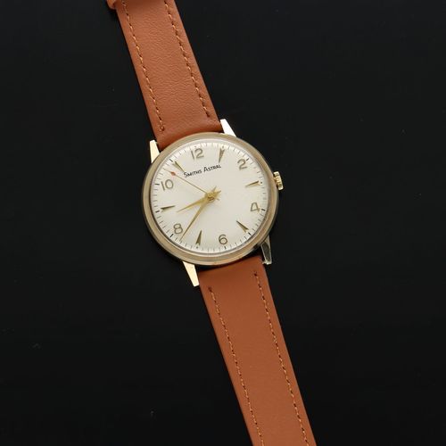 1970s Smiths Astral 9ct Gold Cased Watch image-3