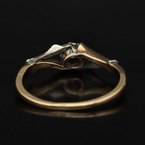 Antique 18ct Gold Diamond Ring image-5