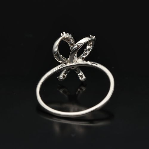 Gold Diamond Bow Ring image-5