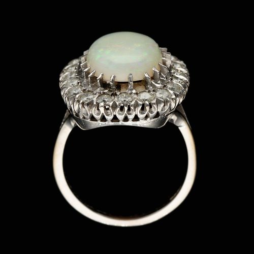 18ct Gold Large Opal Cabochon and Diamond Flowerhead Ring image-6