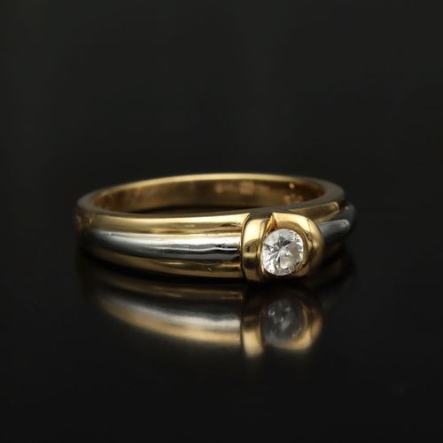 18ct White Yellow Gold Brilliant Cut Diamond Ring image-1