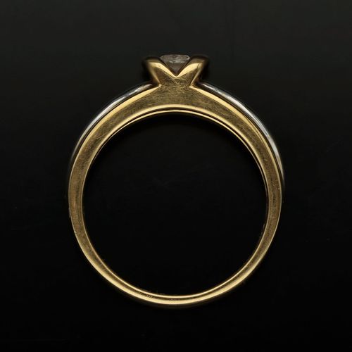 18ct White Yellow Gold Brilliant Cut Diamond Ring image-6
