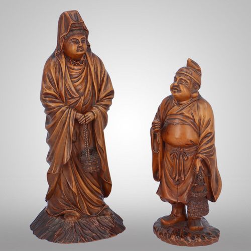 Oriental Pair of Carved Wooden Figures image-1