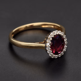 9ct Gold Amethyst Diamond Dress Ring