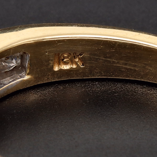18k Gold Diamond Eternity Ring