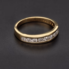 18k Gold Diamond Eternity Ring