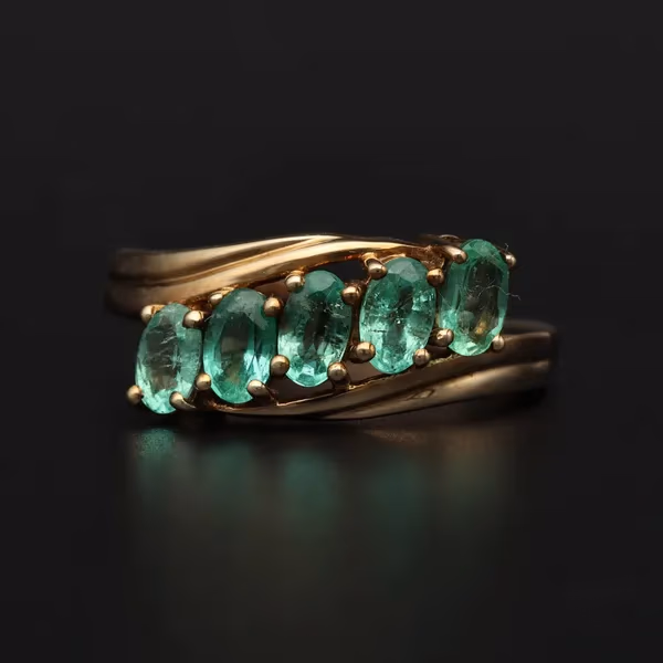 Gold Emerald Ring