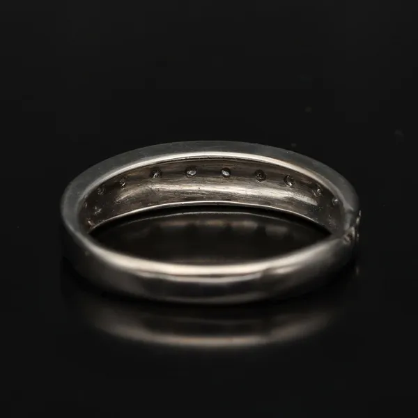 9ct White Gold Half Eternity Ring