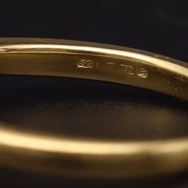 18ct Yellow Gold Diamond Cluster Ring