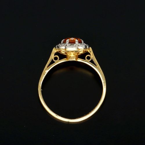 18ct Gold Cognac Citrine Diamond Ring image-6
