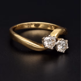 18ct Gold Diamond Ring