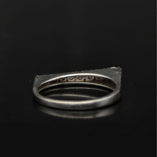 Graduated Gold Diamond line Ring. image-5