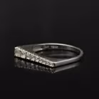 Graduated Gold Diamond line Ring.
