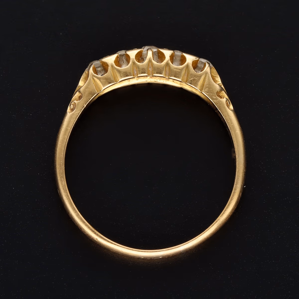 18ct Yellow Gold 5-Stone Diamond Boat Ring
