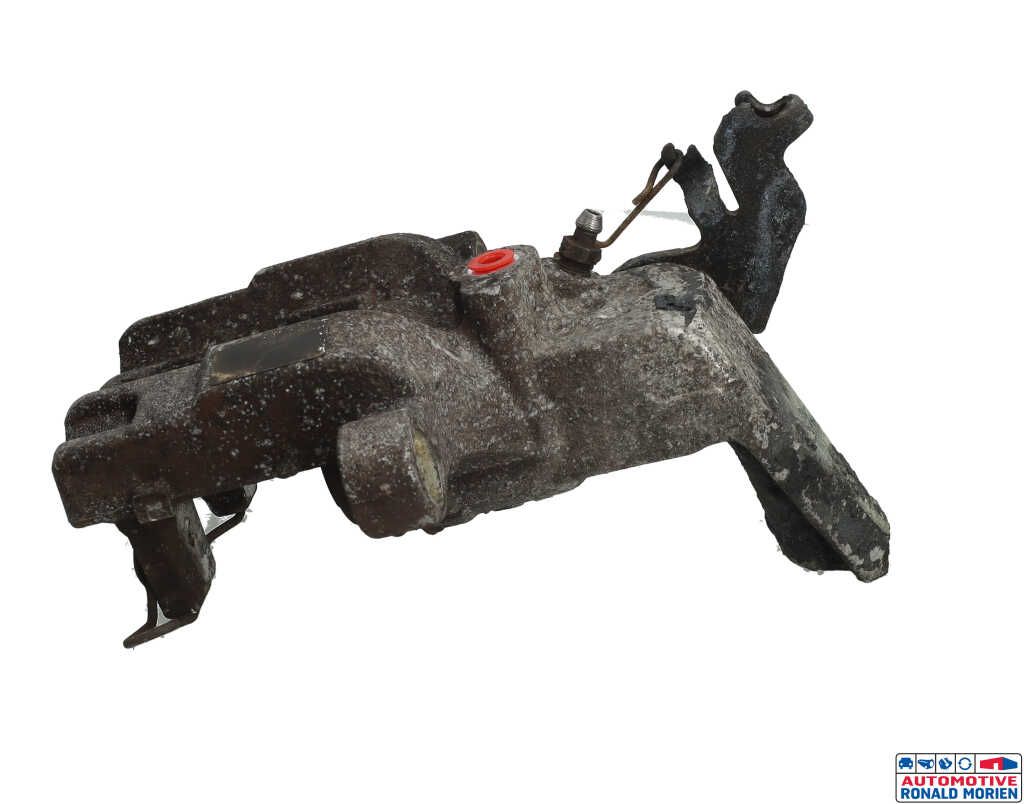 Used Rear brake calliper, left Peugeot 308 SW (L4/L9/LC/LJ/LR) 1.5 BlueHDi 130 Price € 25,00 Margin scheme offered by Automaterialen Ronald Morien B.V.