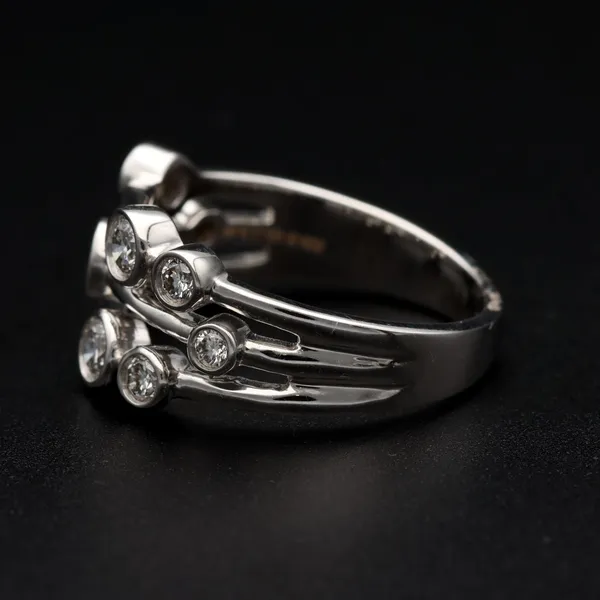 18ct White Gold Diamond Boodle Ring