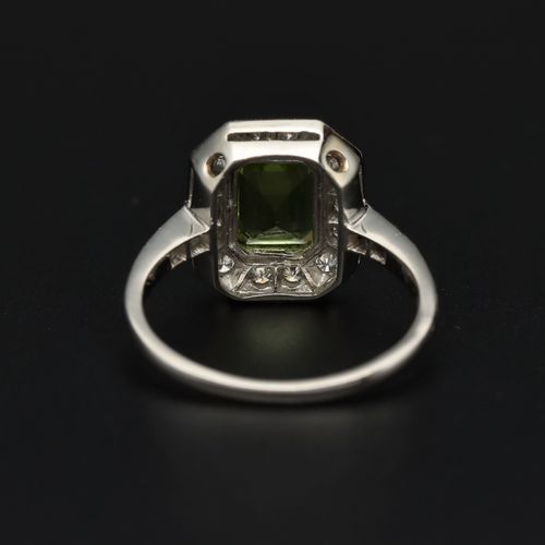 Platinum Peridot and Diamond Ring image-5