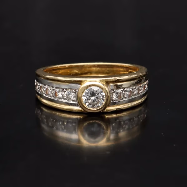 18ct Gold Diamond Ring