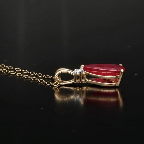 9ct Gold Ruby Pendant image-3