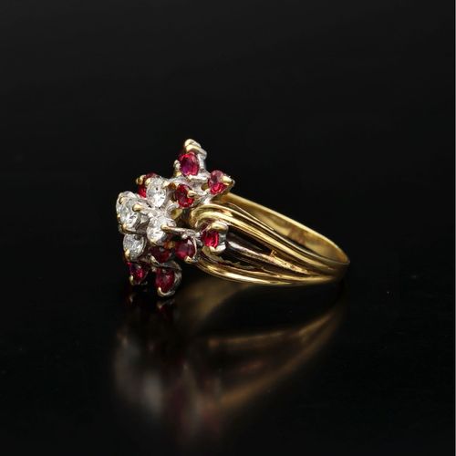 18ct Gold Diamond and Ruby Ring image-3