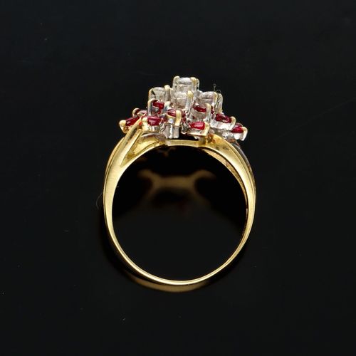 18ct Gold Diamond and Ruby Ring image-6