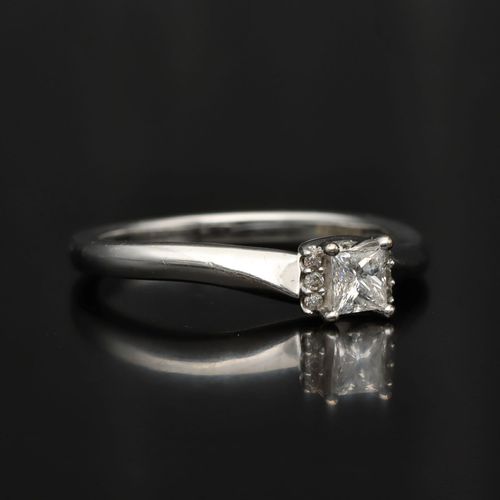 9ct White Gold Princess Cut Diamond Solitaire Ring image-1