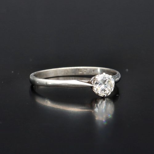 Antique Diamond Platinum Solitaire Ring image-1