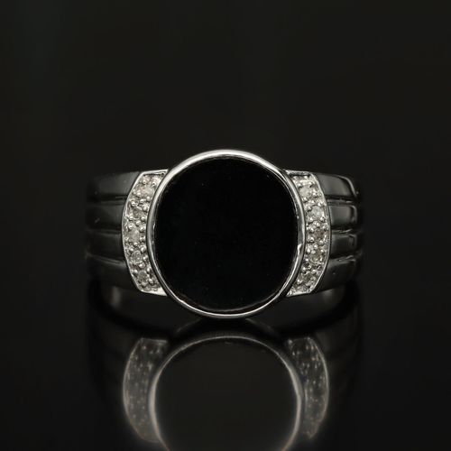 Gold Oynx Diamond Art Deco Style Ring image-2