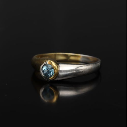 18ct Gold Aquamarine Ring. Birmingham 1996 image-3