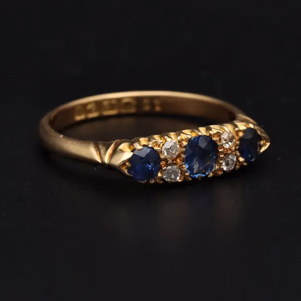 Antique 18ct Gold Sapphire Diamond Ring. 1910