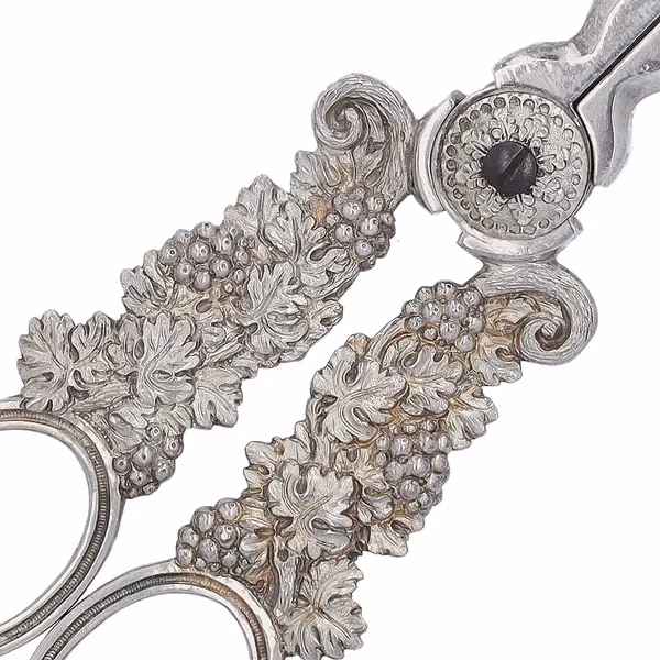 GIII Parcel Gilt Silver Grape Scissors