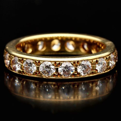 18ct Gold Diamond Eternity Ring image-1