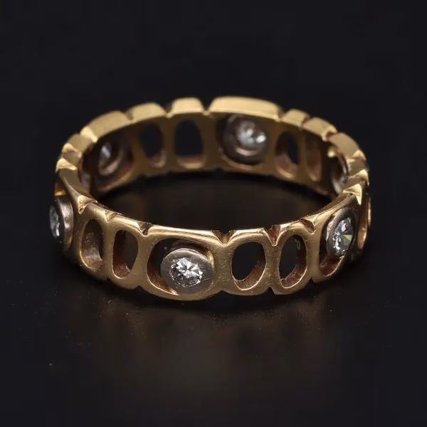 18k Gold Diamond Eternity Ring
