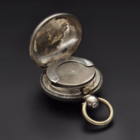 Silver Sovereign Holder