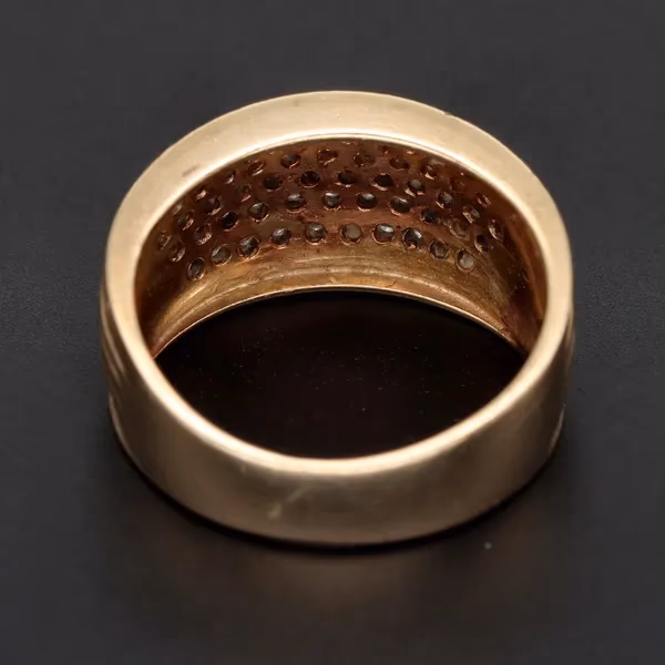 9ct Yellow Gold Diamond Cluster RIng