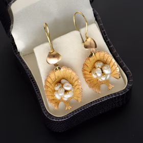 14ct Gold Shell Earrings With Seed Pearls