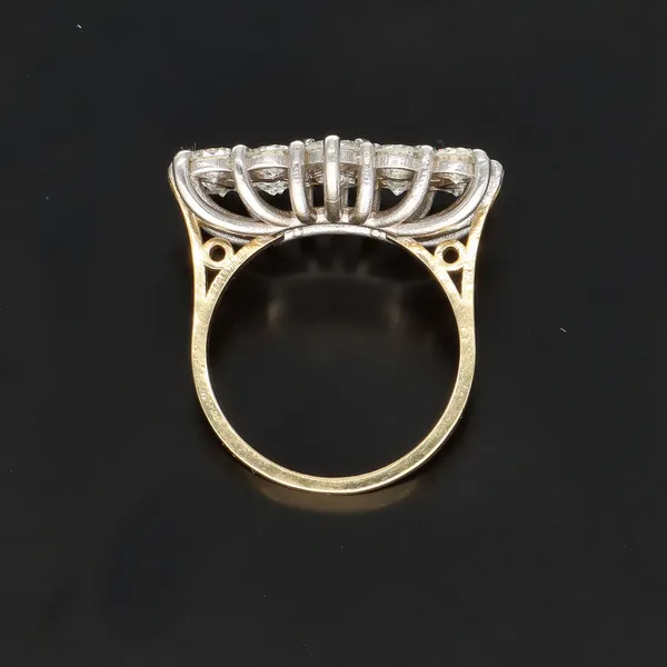 18K Gold & Diamond Cluster Ring