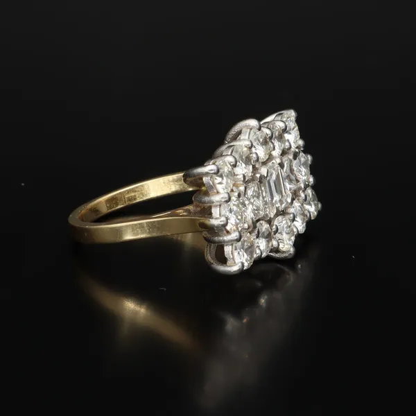 18K Gold & Diamond Cluster Ring