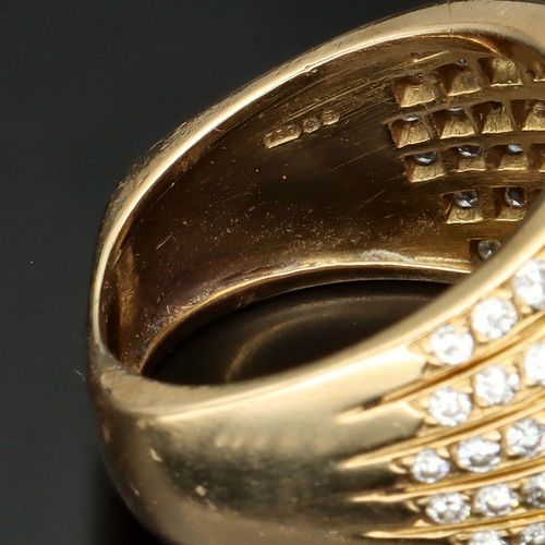 18k Gold David Morris Diamond Bombe Ring image-5