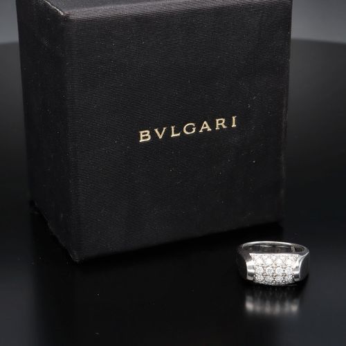 Bulgari 18ct White Gold Diamond Cluster Ring image-3