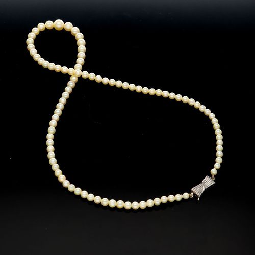 Mikimoto Cultured Pearls Necklace image-4