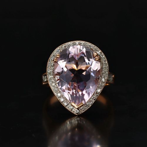14ct Gold Amethyst and Diamond Ring image-2